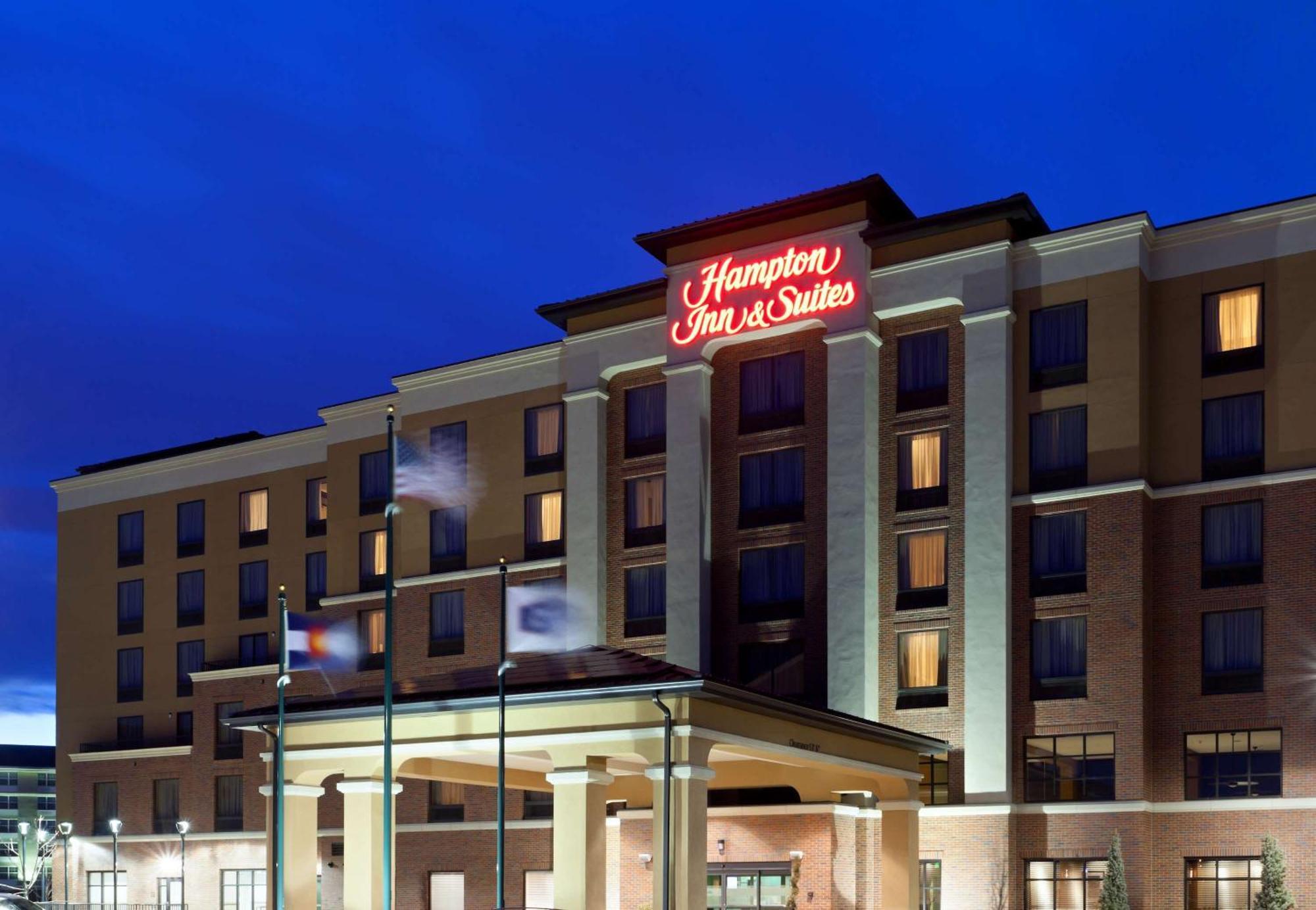 Hampton Inn & Suites Denver Airport / Gateway Park Aurora Dış mekan fotoğraf